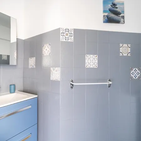 Grand Studio Proche Du Port Et Des Plages Sanary-sur-Mer Exterior photo