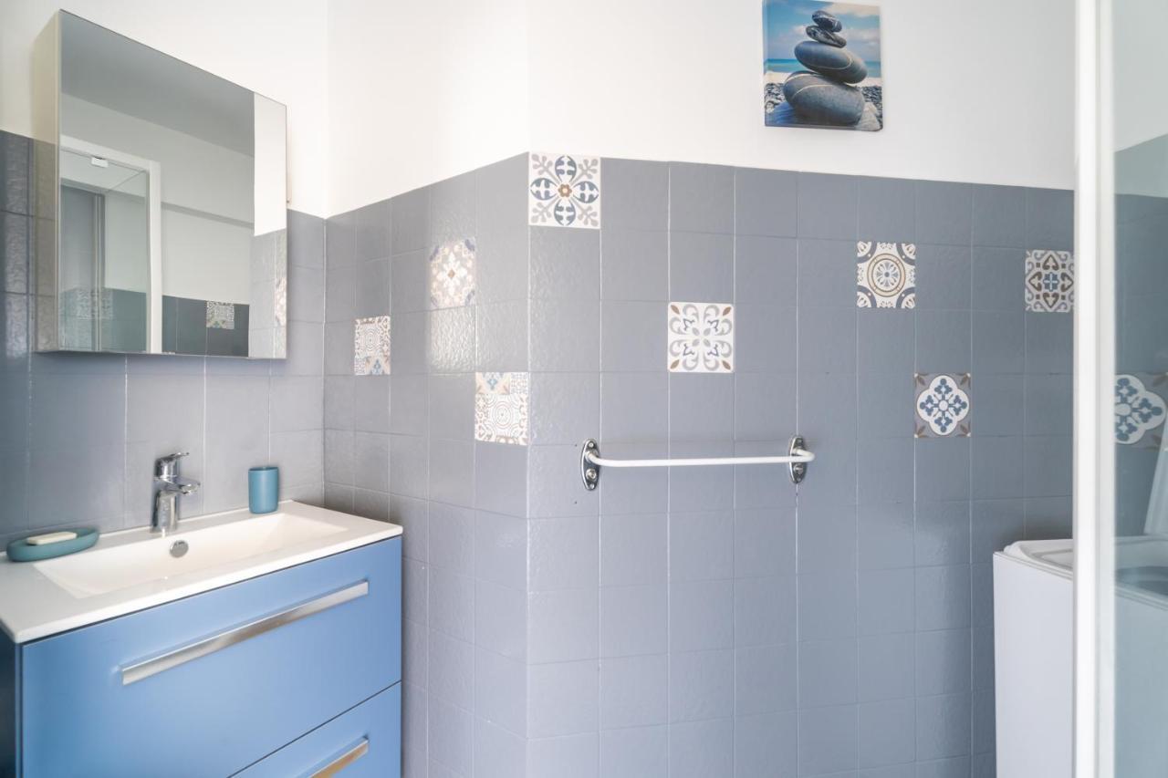 Apartment Grand Proche Du Port Et Des Plages